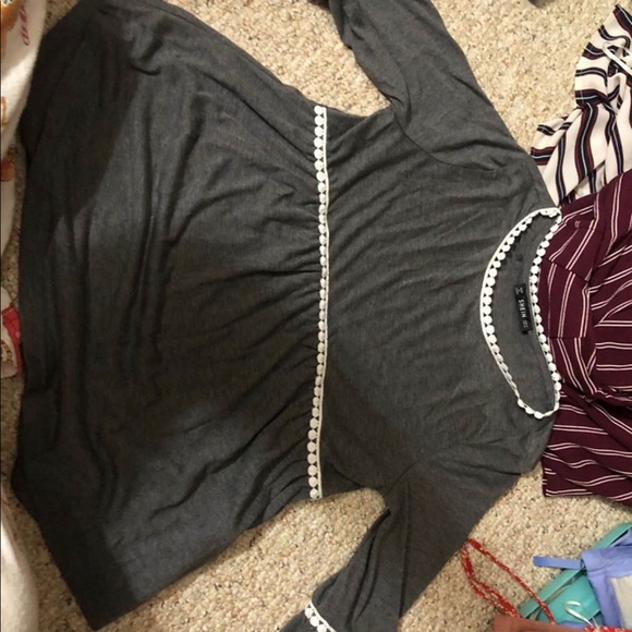 Clothes - Picture 3 of 8